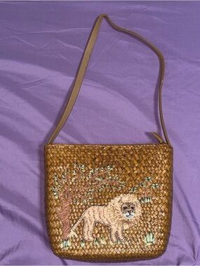 Woven Lion Embroidered Purse